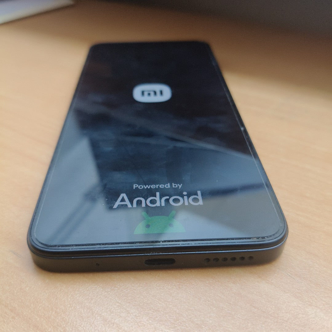 CELULAR XIAOMI REDMI 13 24049RN28L (2024) 256 GB 8 GB RAM (SEMINUEVO)