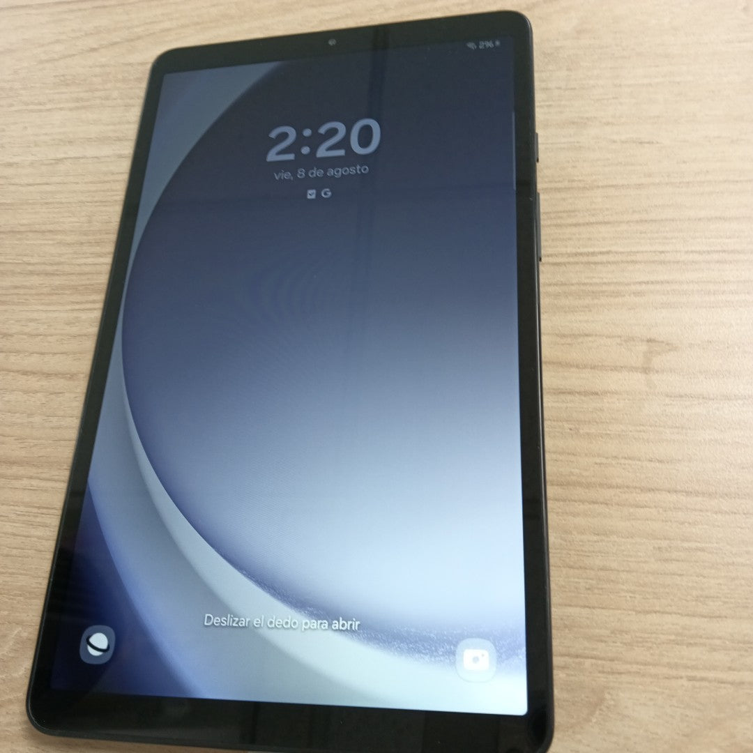 TABLETA SAMSUNG GALAXY TAB A9 SM-X110 (2023) 64 GB 4 GB RAM (SEMINUEVO)