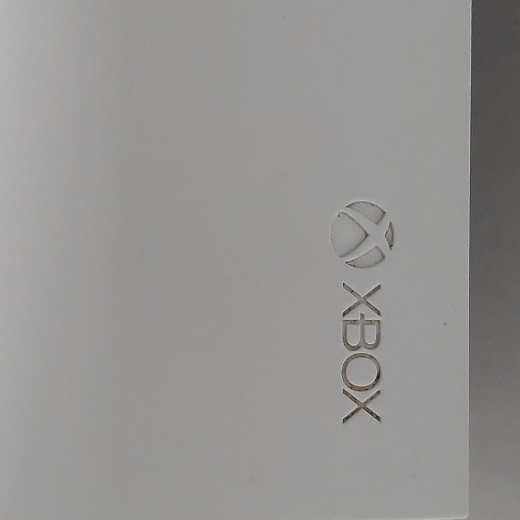 CONSOLA DE VIDEOJUEGO MICROSOFT XBOX ONE S 1 TB (SEMINUEVO)