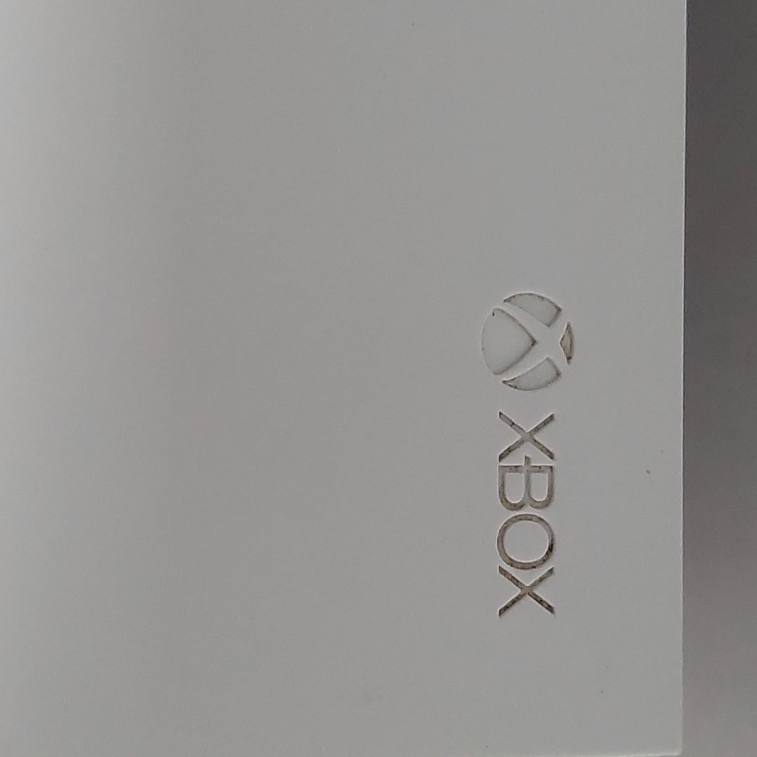 CONSOLA DE VIDEOJUEGO MICROSOFT XBOX ONE S 1 TB (SEMINUEVO)