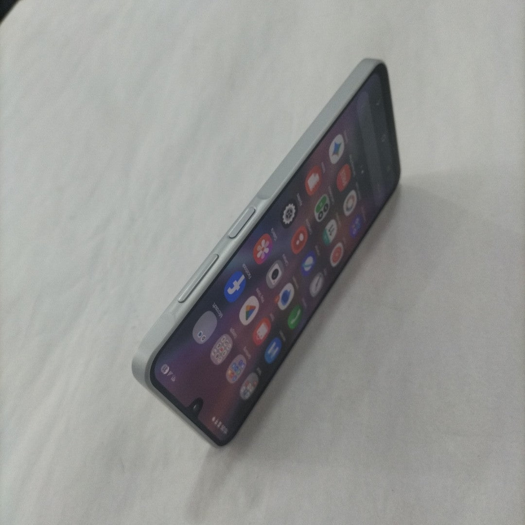 CELULAR SAMSUNG GALAXY A16 SM-A165M (2024) 128 GB 4 GB RAM (SEMINUEVO)