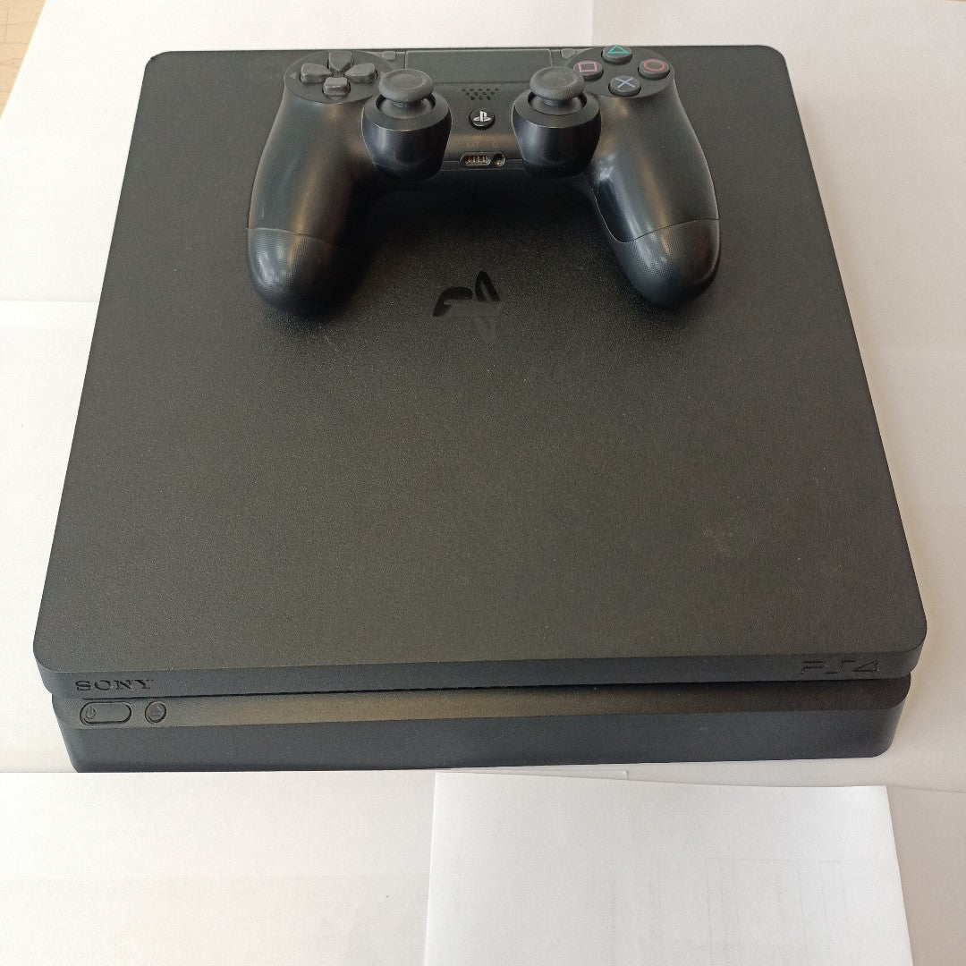 CONSOLA DE VIDEOJUEGO SONY PS4 1 TB (SEMINUEVO)