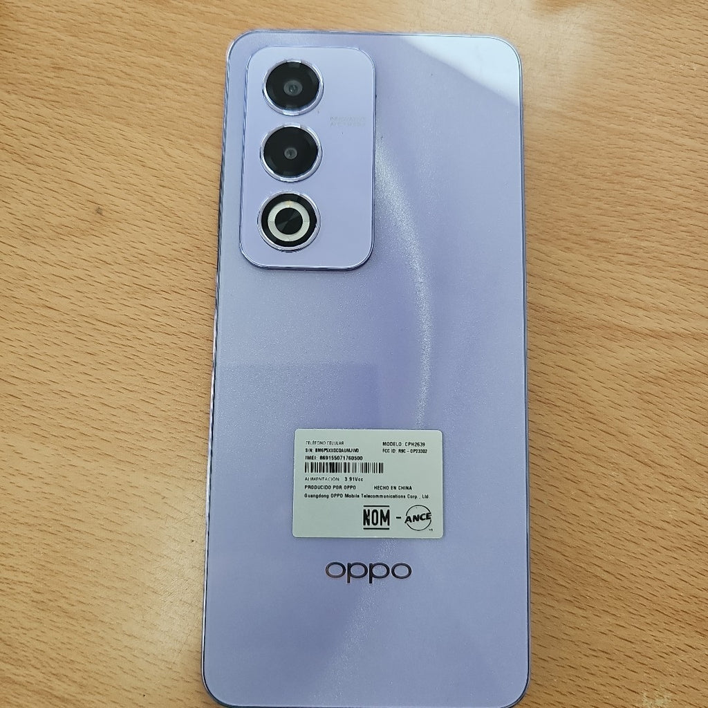 CELULAR OPPO  A80 5G CPH2639 (2024) 256 GB 8 GB RAM (SEMINUEVO)