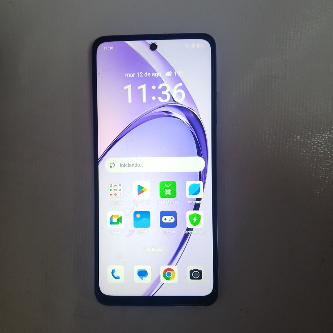 CELULAR OPPO  A80 5G CPH2639 (2024) 256 GB 8 GB RAM (SEMINUEVO)