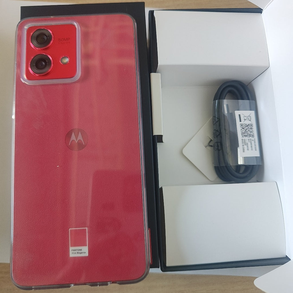 CELULAR MOTOROLA MOTO G84 XT2347-1 (2023) 256 GB 8 GB RAM (SEMINUEVO)