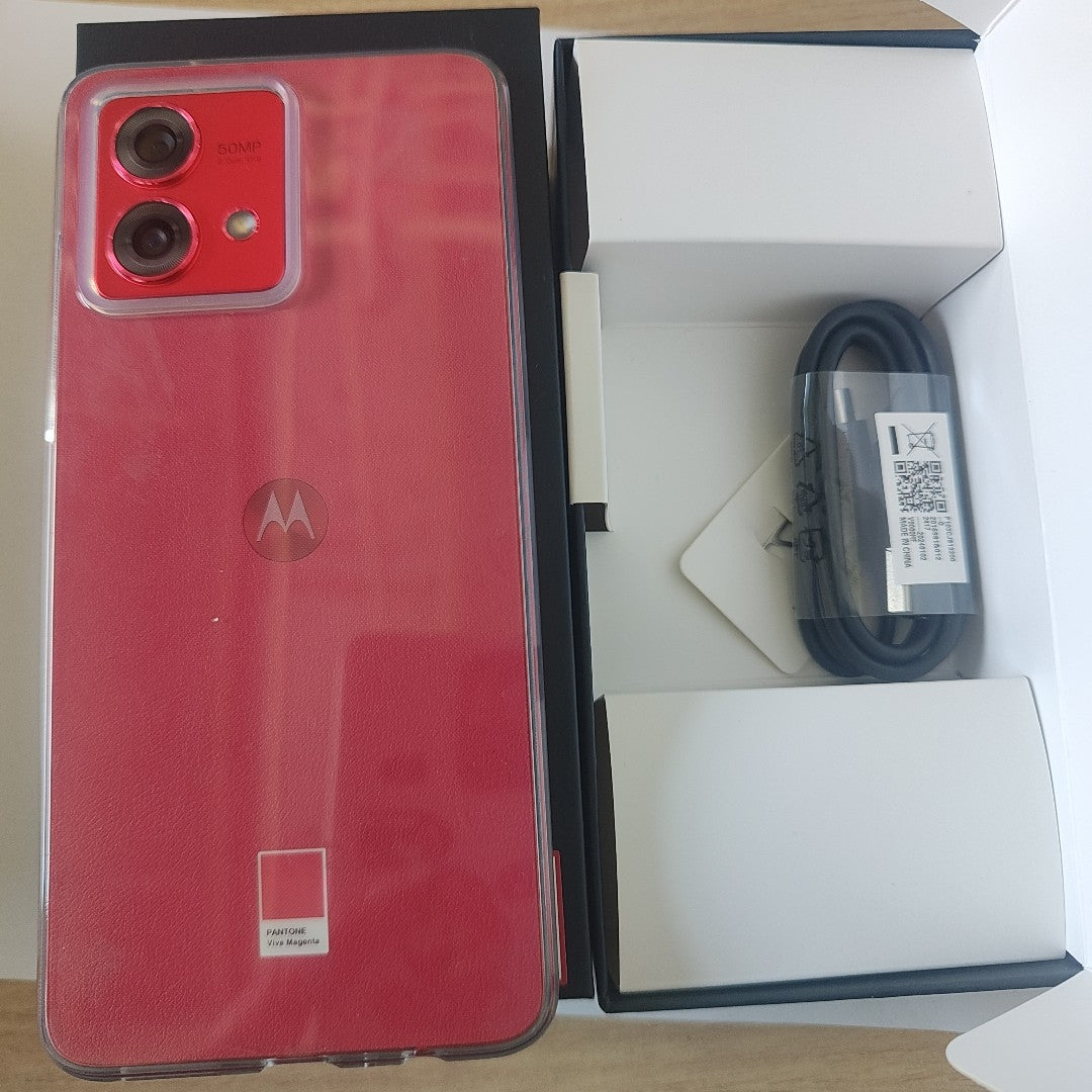 CELULAR MOTOROLA MOTO G84 XT2347-1 (2023) 256 GB 8 GB RAM (SEMINUEVO)