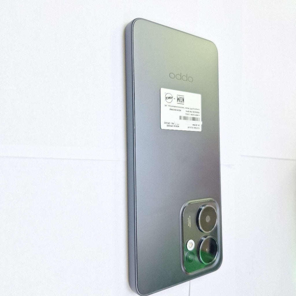 CELULAR OPPO  RENO 13F 5G CPH2699 (2025) 256 GB 12 GB RAM (SEMINUEVO)