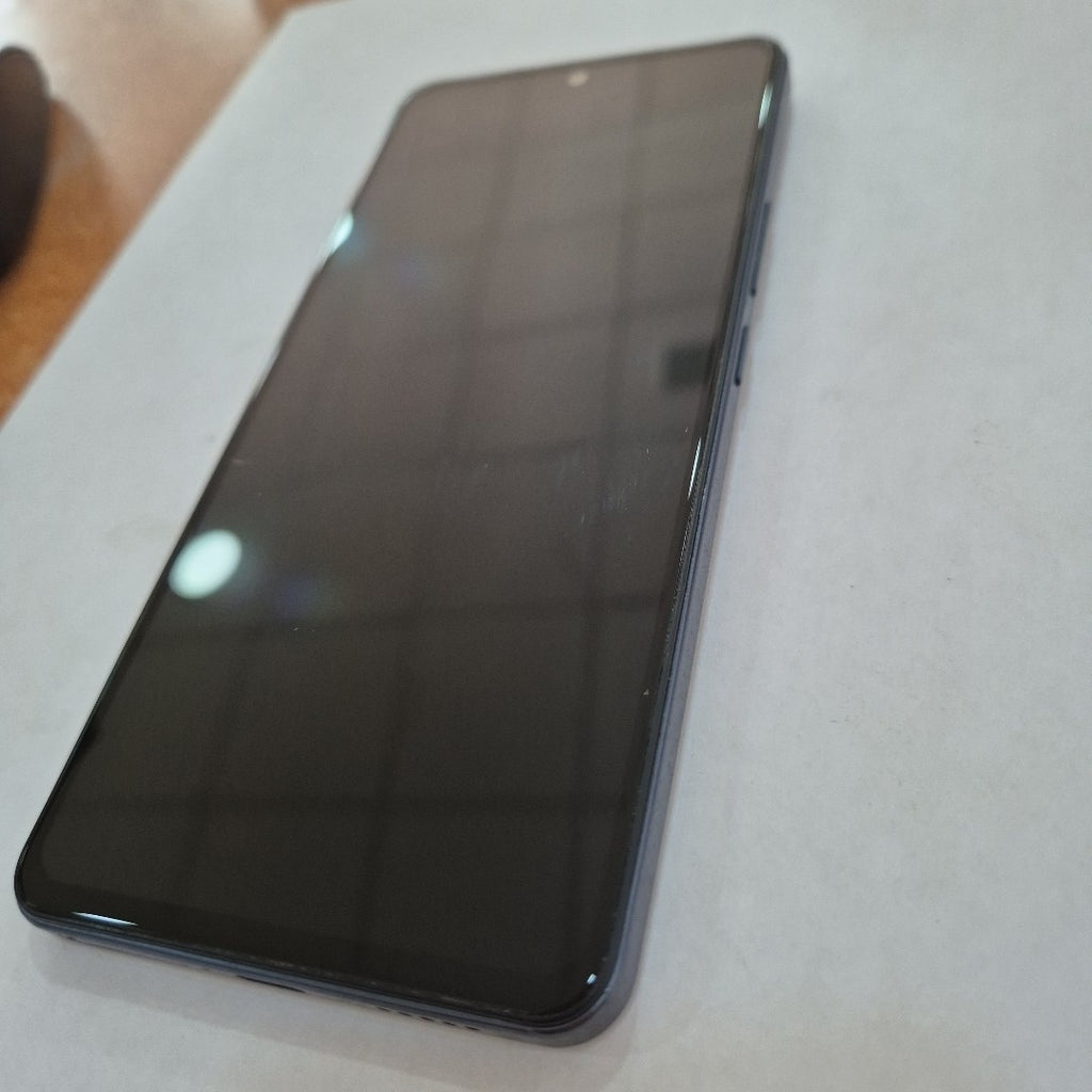 CELULAR VIVO V25E V2242 (2022) 256 GB 8 GB RAM (SEMINUEVO)