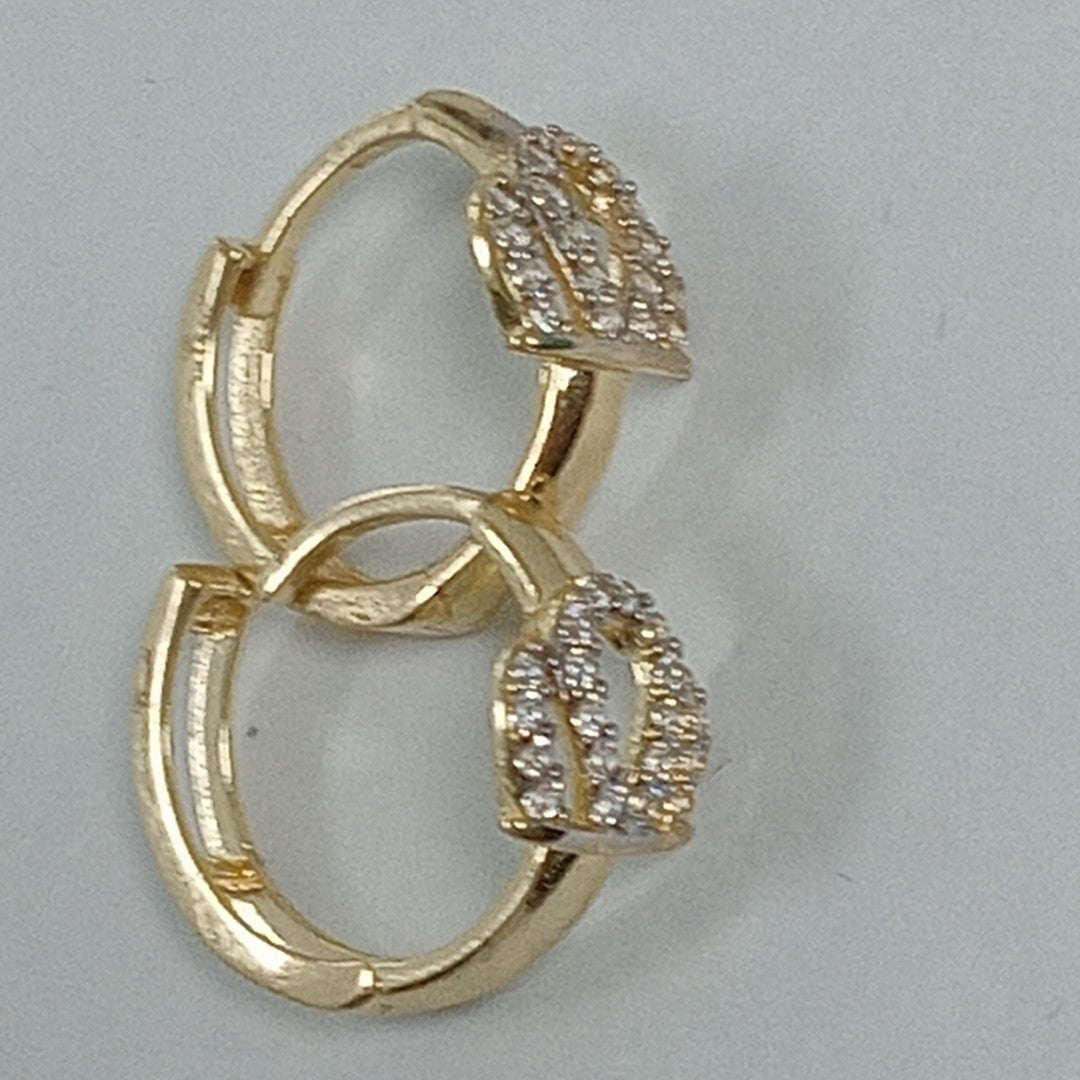 HUGGIES ORO 14K 2.1 (NUEVO)