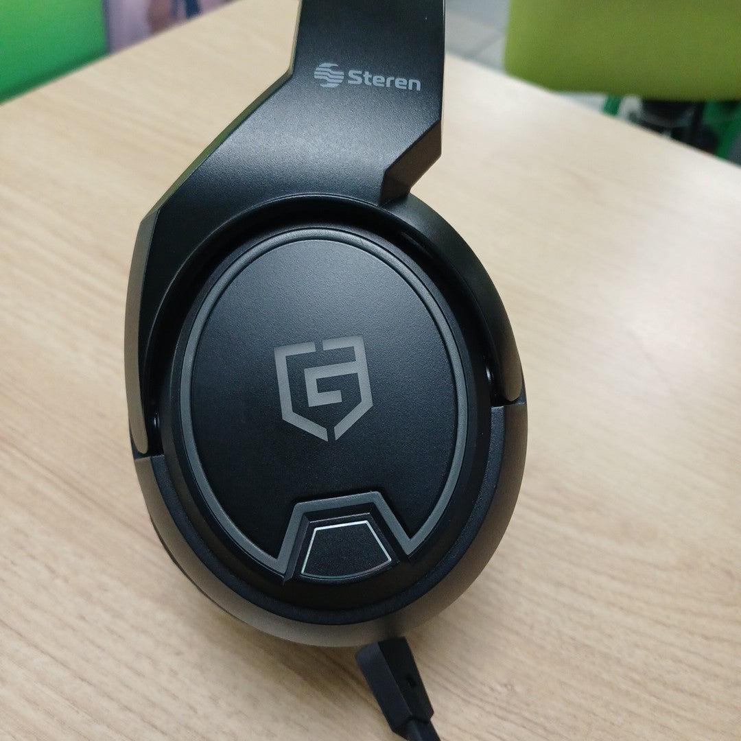 AUDIFONOS STEREN AUD-570 INALAMBRICO OVER EAR (SEMINUEVO)