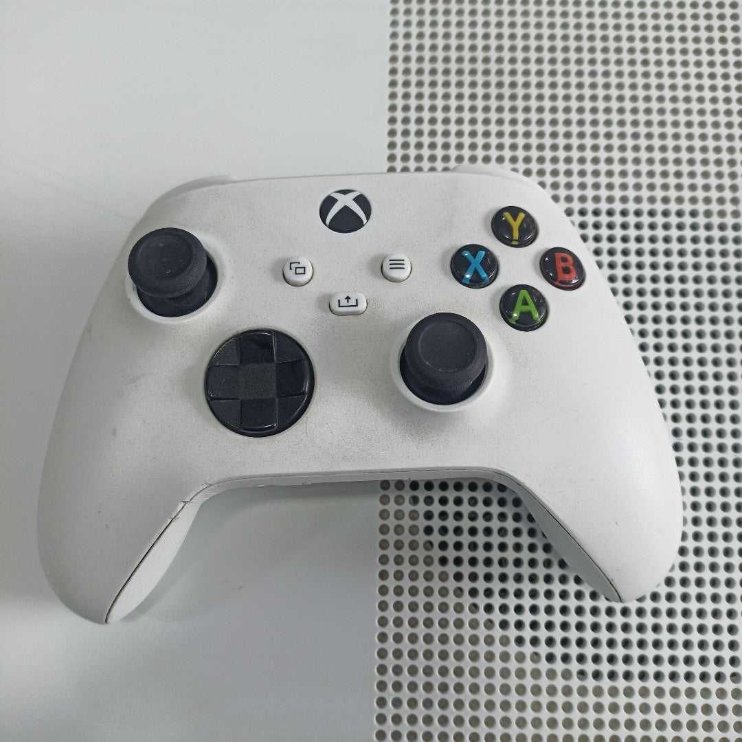 CONSOLA DE VIDEOJUEGO MICROSOFT XBOX ONE S 1 TB (SEMINUEVO)