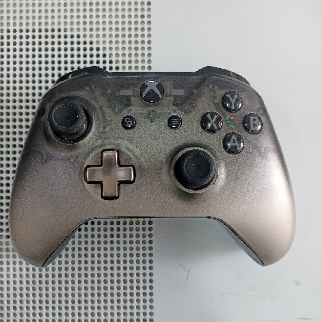 CONSOLA DE VIDEOJUEGO MICROSOFT XBOX ONE S 1 TB (SEMINUEVO)