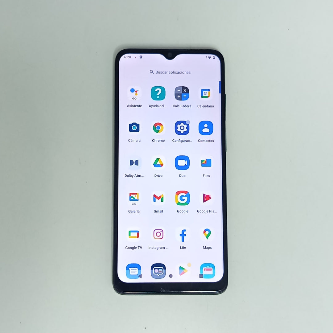 CELULAR MOTOROLA MOTO E22I XT2239-17 64 GB 2 GB RAM (SEMINUEVO)