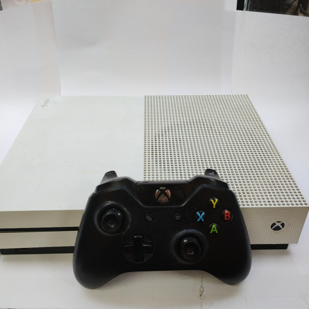 CONSOLA DE VIDEOJUEGO MICROSOFT XBOX ONE S 500 GB  (SEMINUEVO)