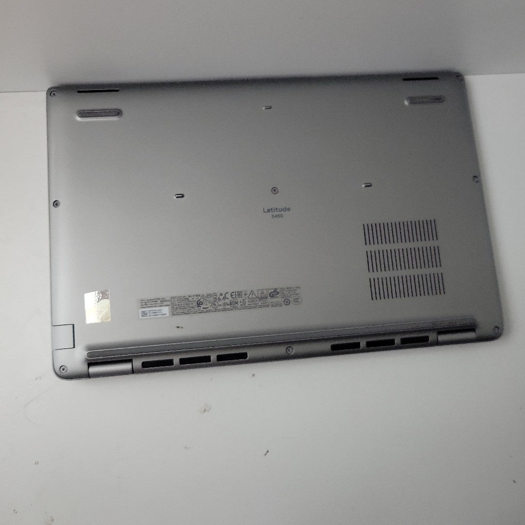 LAPTOP DELL LATITUDE 5450 (2024) 512 GB SSD 16 GB RAM (SEMINUEVO)