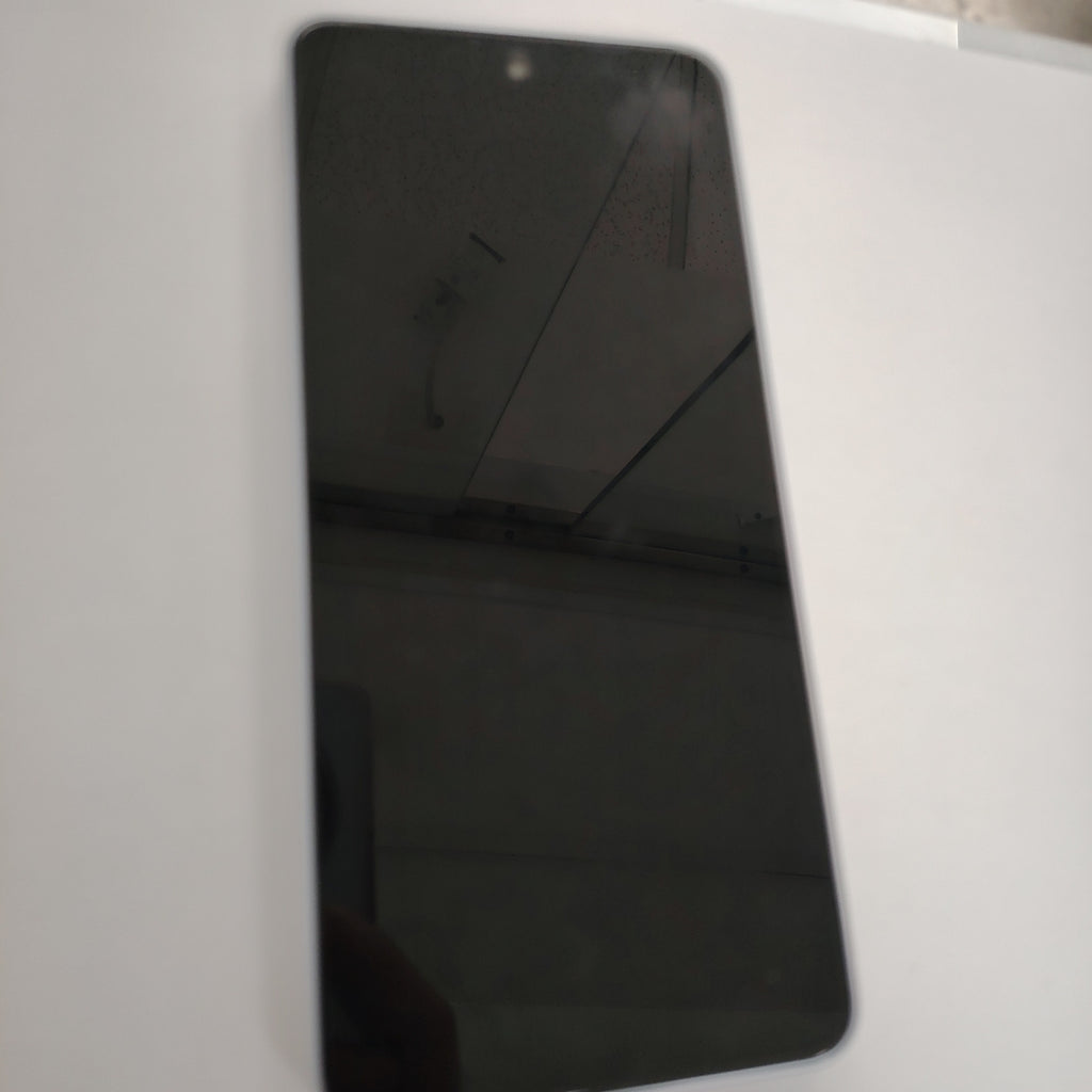 CELULAR OPPO  A5 PRO CPH2711 (2025) 256 GB 8 GB RAM (SEMINUEVO)