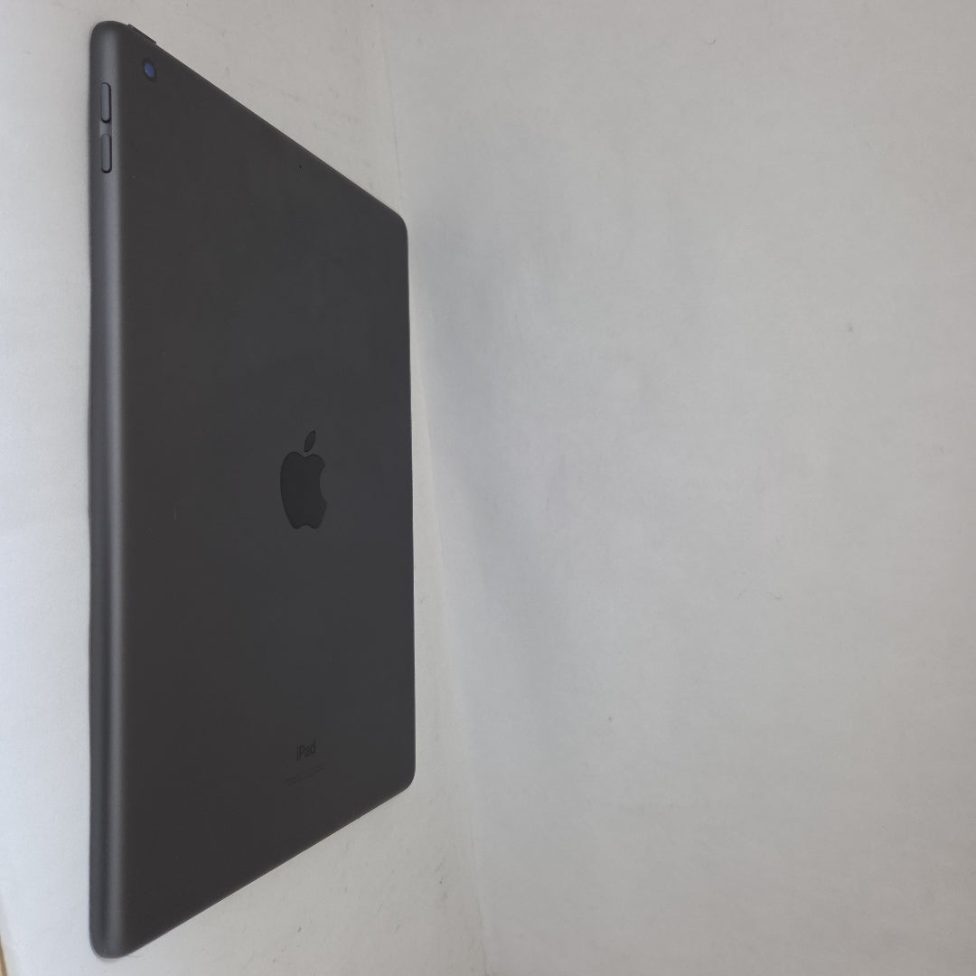 TABLETA APPLE IPAD 9 A2602 64 GB 3 GB RAM (SEMINUEVO)