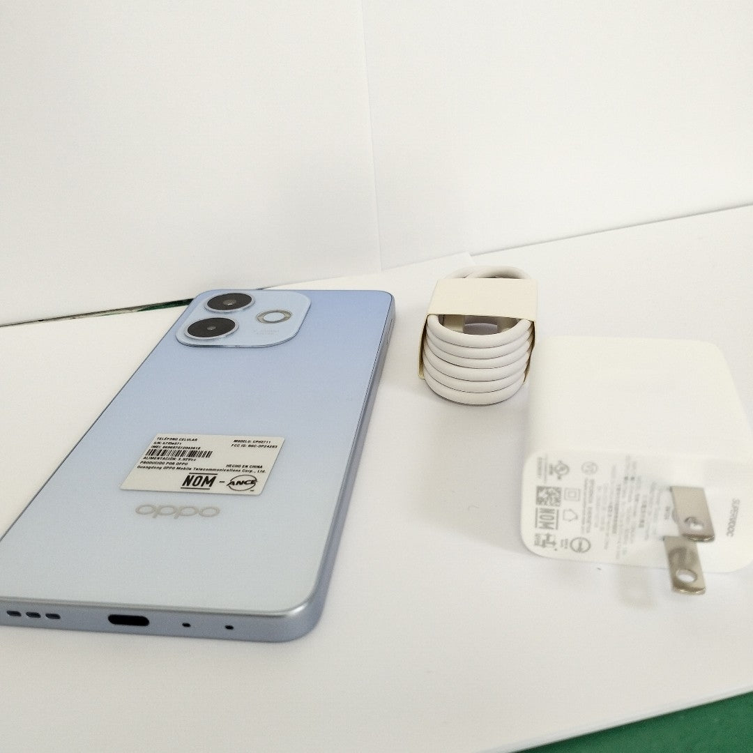 CELULAR OPPO  A5 PRO CPH2711 (2025) 256 GB 8 GB RAM (SEMINUEVO)