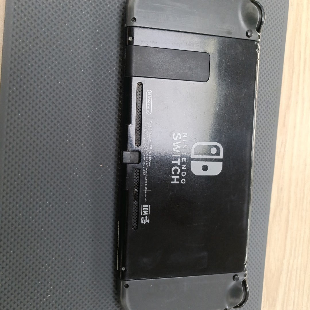 CONSOLA DE VIDEOJUEGO NINTENDO SWITCH OLED 64 GB (SEMINUEVO)