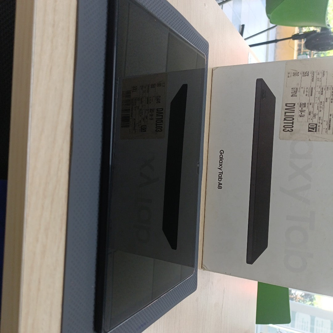 TABLETA SAMSUNG GALAXY TAB A8 SM-X200 64 GB 4 GB RAM (SEMINUEVO)
