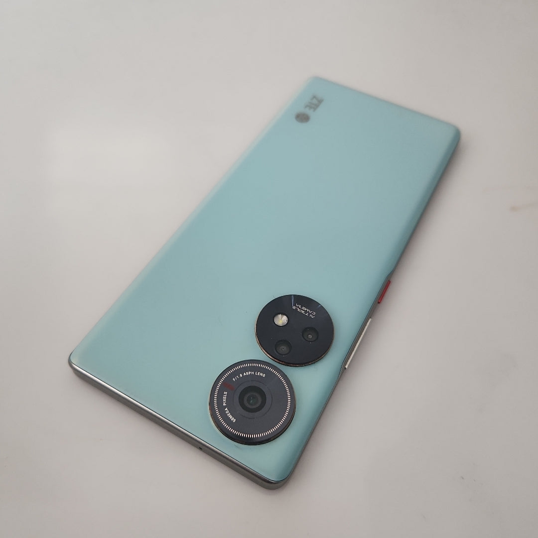 CELULAR ZTE AXON 50 5G 9050N 256 GB 6 GB RAM (SEMINUEVO)