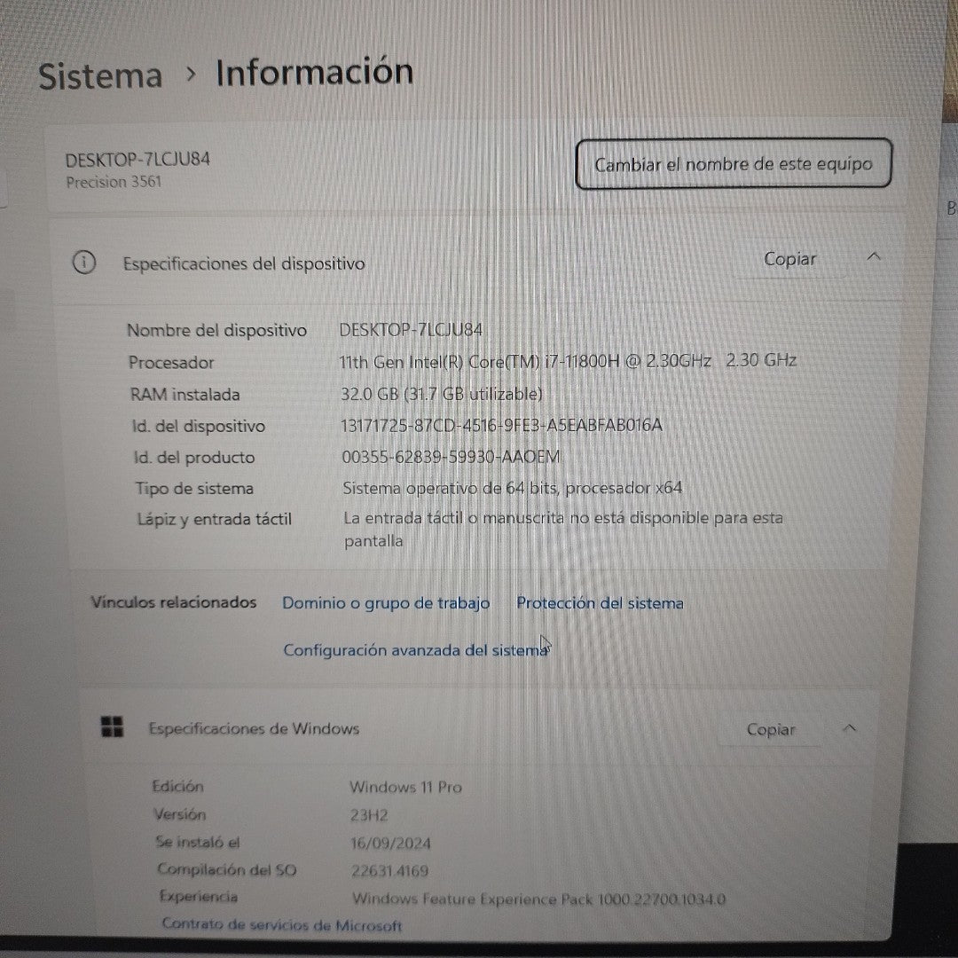 LAPTOP DELL PRECISION 3561 (2024) 512 GB SSD 32 GB RAM (SEMINUEVO)