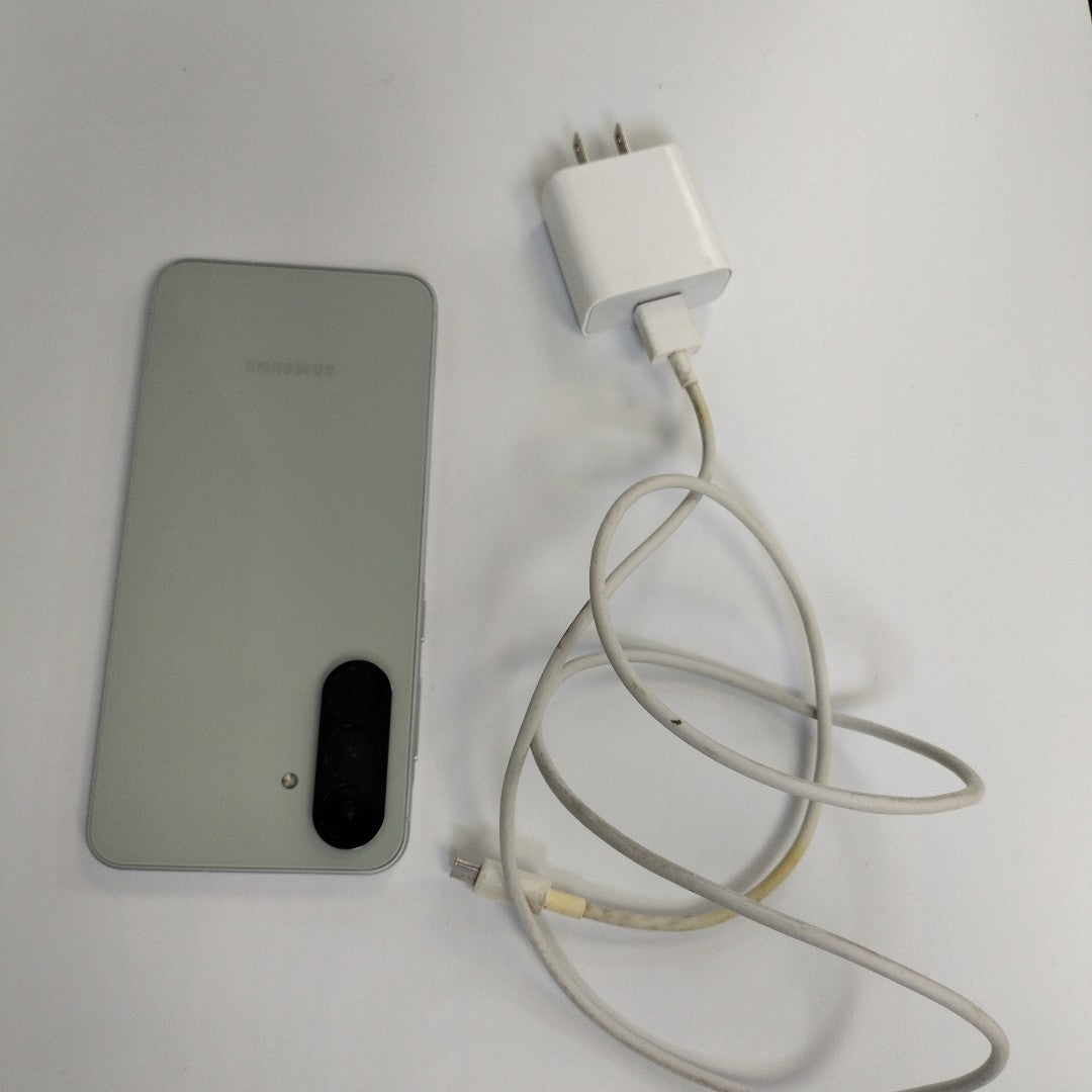 CELULAR SAMSUNG GALAXY A56 SM-A566E (2025) 128 GB 8 GB RAM (SEMINUEVO)