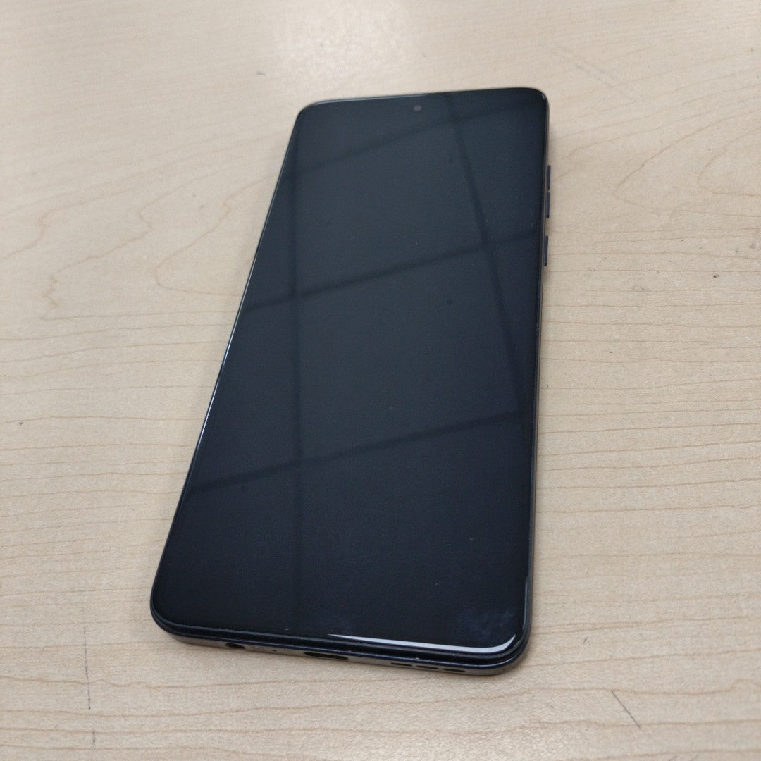 CELULAR MOTOROLA MOTO G84 XT2347-1 (2023) 256 GB 8 GB RAM (SEMINUEVO)