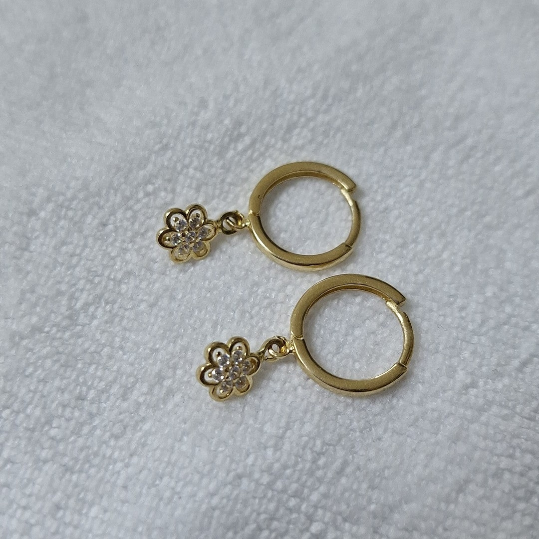 HUGGIES ORO 14K 1.8 (NUEVO)