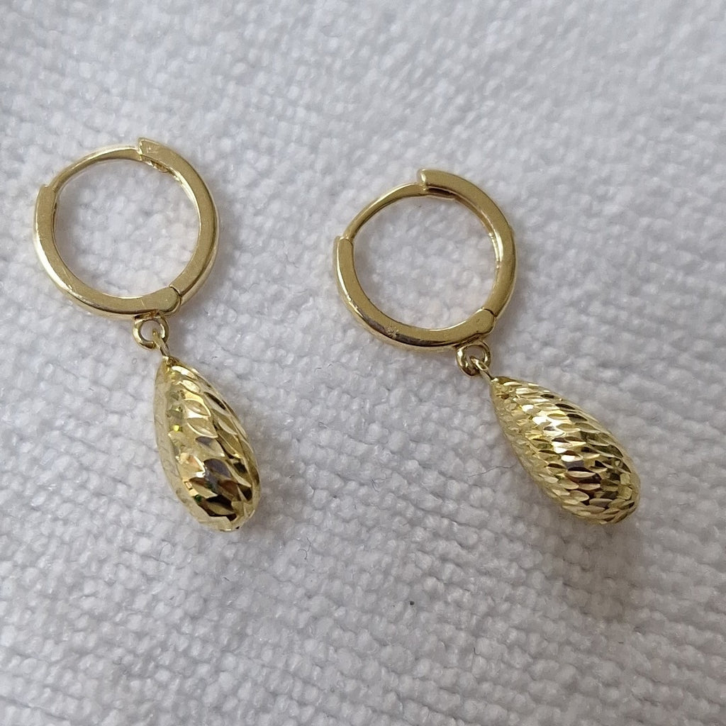HUGGIES ORO 14K 1.5 (NUEVO)