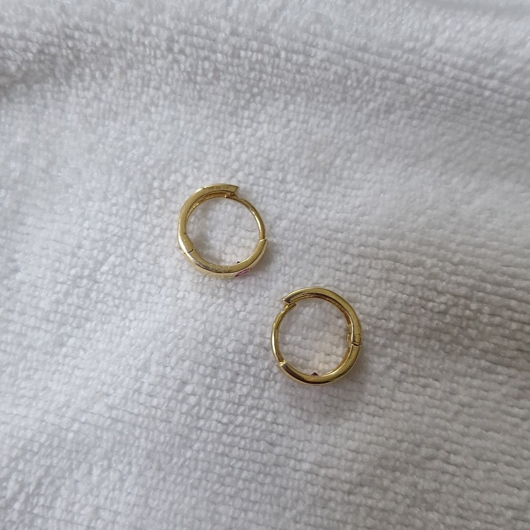 HUGGIES ORO 14K 1.3 (NUEVO)