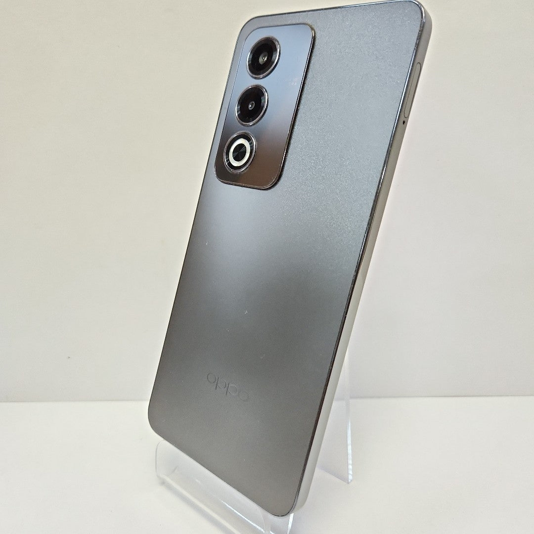 CELULAR OPPO  A80 5G CPH2639 (2024) 256 GB 8 GB RAM (SEMINUEVO)