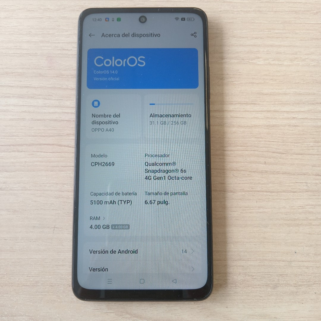 CELULAR OPPO  A40 CPH2669 (2024) 256 GB 4 GB RAM (SEMINUEVO)
