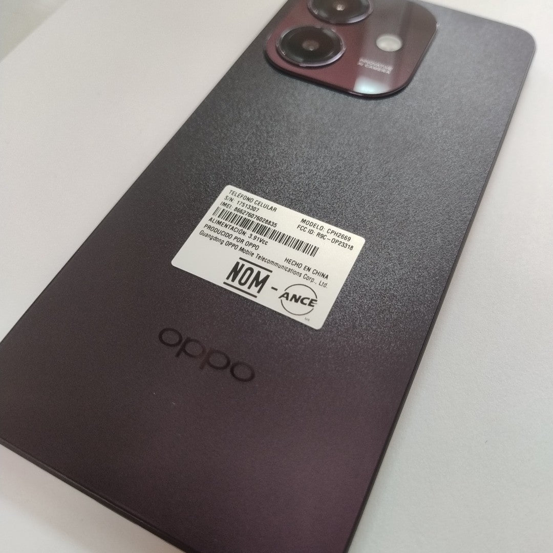 CELULAR OPPO  A40 CPH2669 (2024) 256 GB 4 GB RAM (SEMINUEVO)