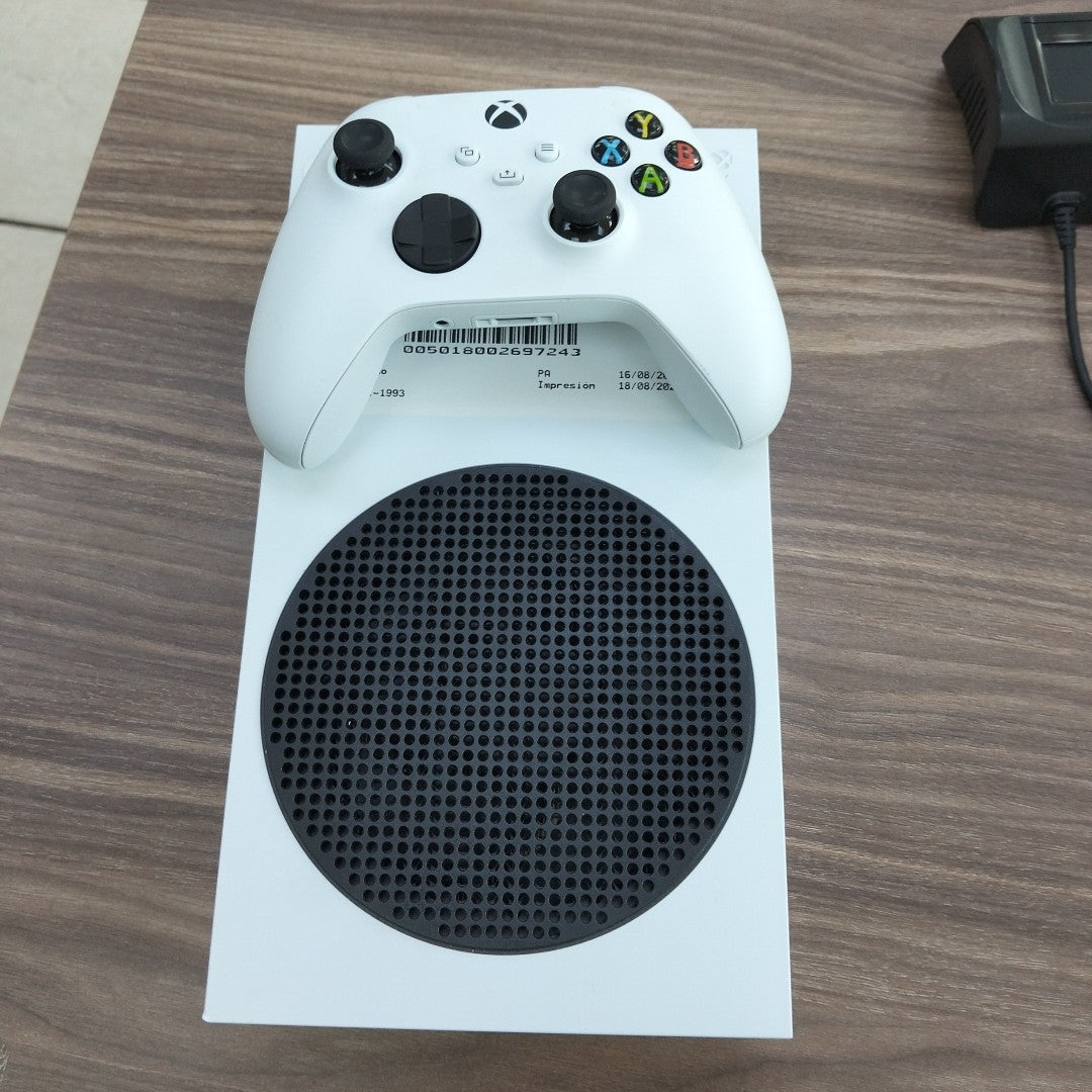 CONSOLA DE VIDEOJUEGO MICROSOFT XBOX SERIES S 512 GB SSD (SEMINUEVO)