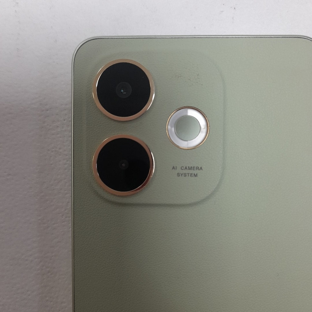 CELULAR OPPO  A5 PRO CPH2711 (2025) 256 GB 8 GB RAM (SEMINUEVO)