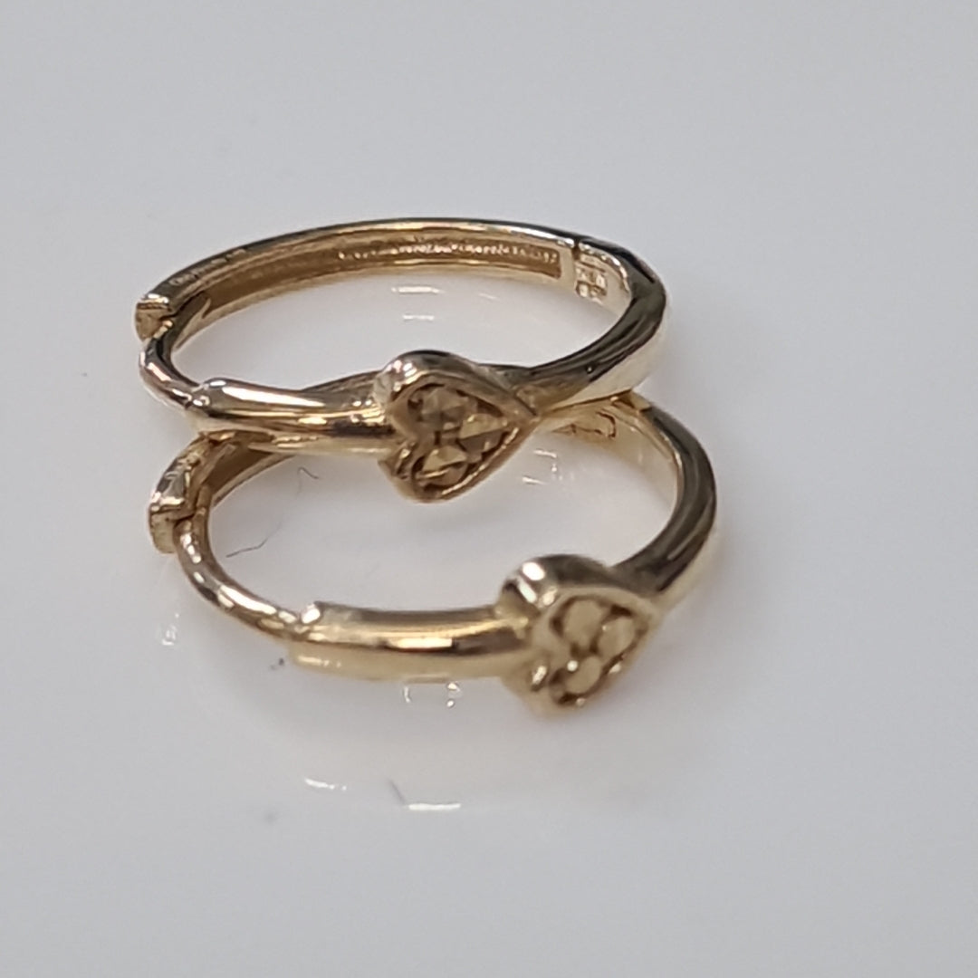 HUGGIES ORO 14K 1.3 (NUEVO)