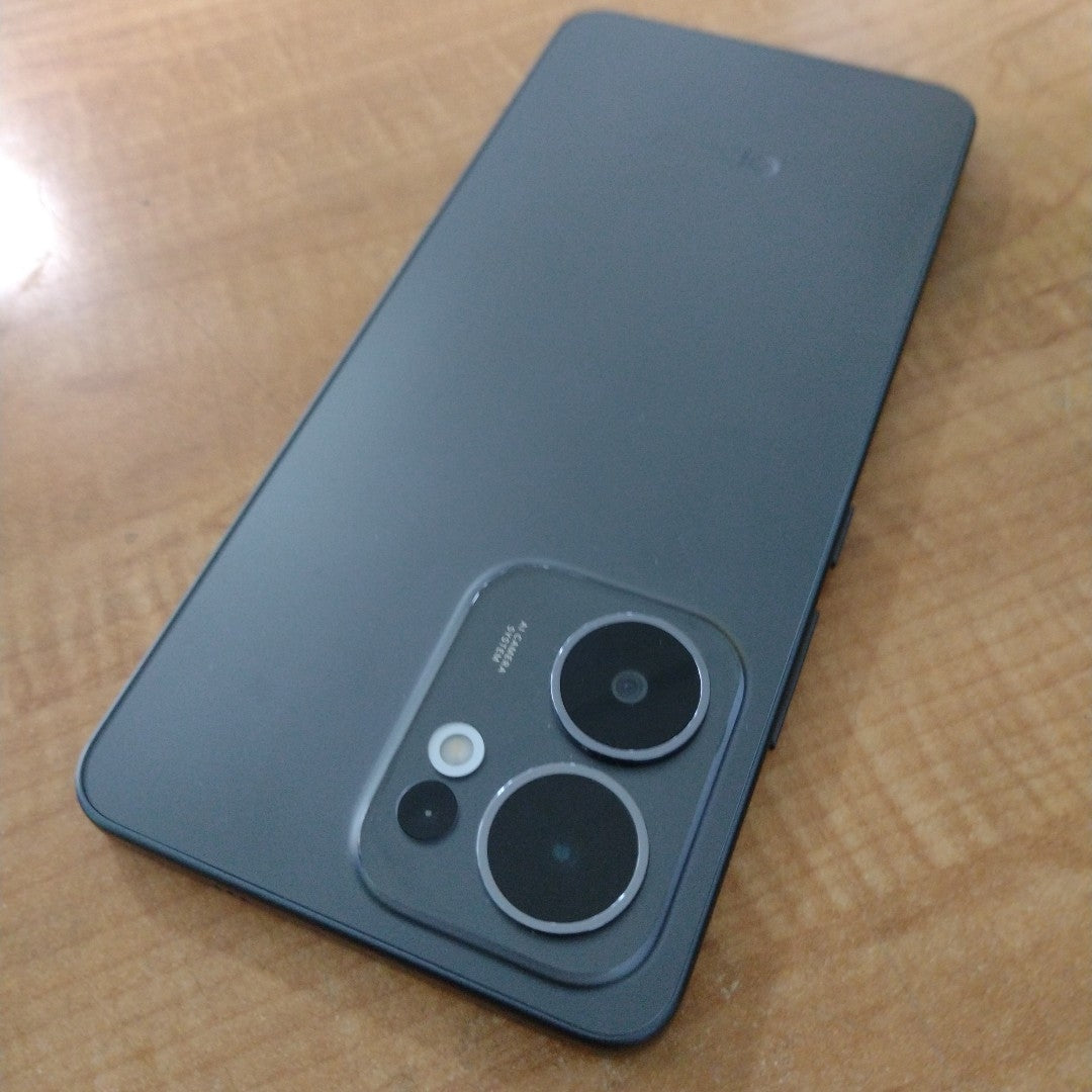 CELULAR OPPO  RENO 13F 5G CPH2699 (2025) 256 GB 12 GB RAM (SEMINUEVO)