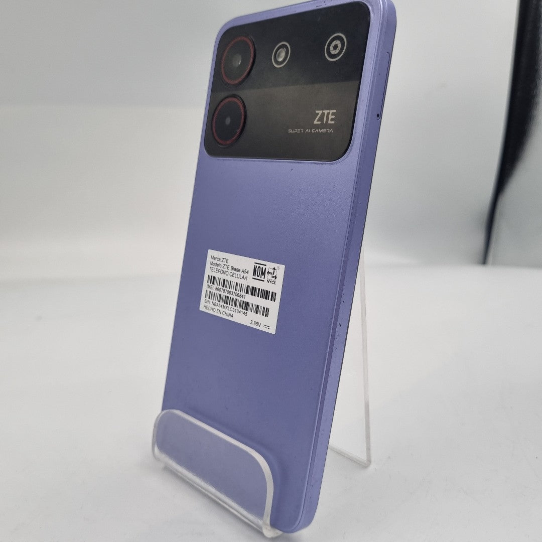 CELULAR ZTE BLADE A54 128 GB 4 GB RAM (SEMINUEVO)