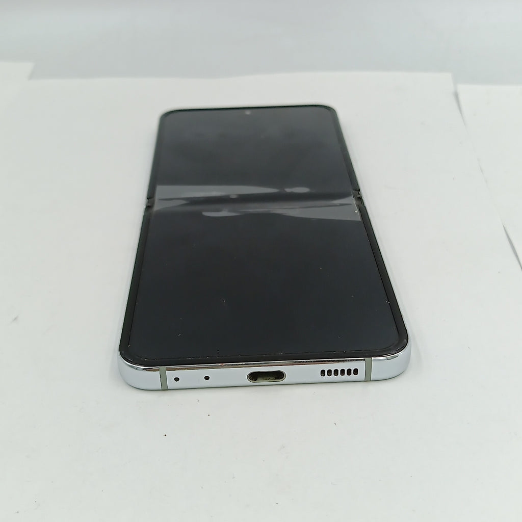 CELULAR SAMSUNG GALAXY Z FLIP 5 SM-F731B (2023) 512 GB 8 GB RAM (SEMINUEVO)