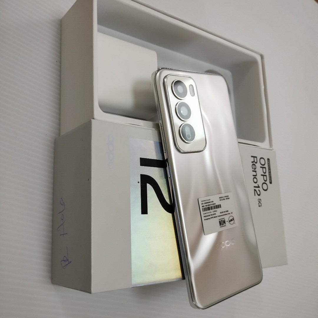 CELULAR OPPO   RENO12 5G CPH2625 (2024) 512 GB 12 GB RAM (SEMINUEVO)