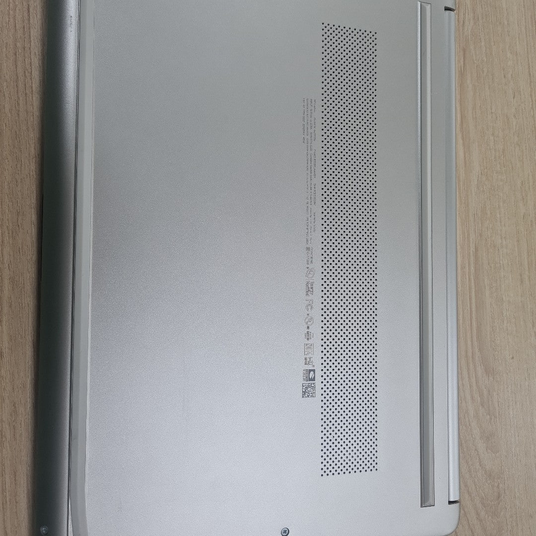 LAPTOP HP 14-DQ2502LA (2022) 256 GB SSD 8 GB RAM (SEMINUEVO)