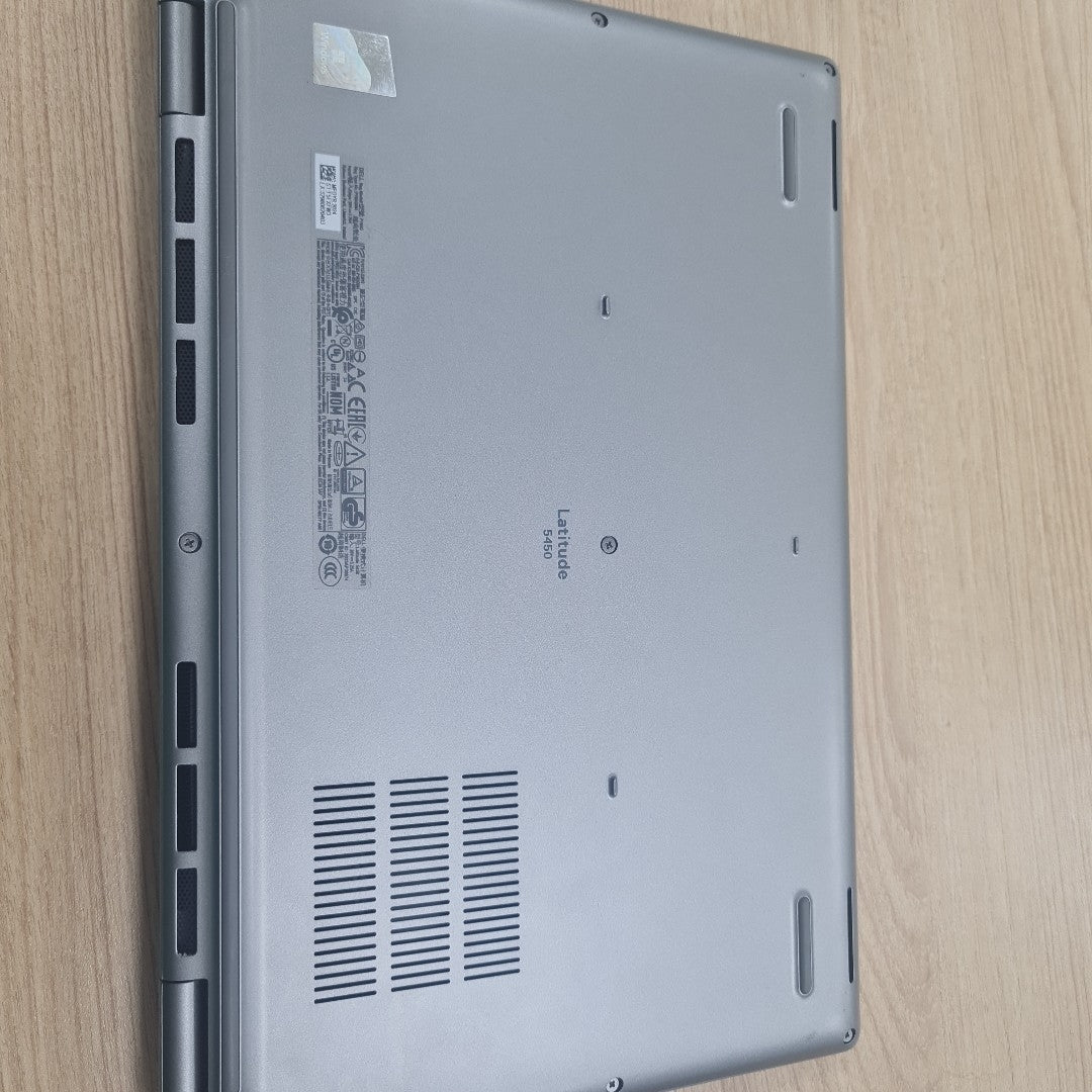 LAPTOP DELL LATITUDE 5450 (2024) 512 GB SSD 16 GB RAM (SEMINUEVO)