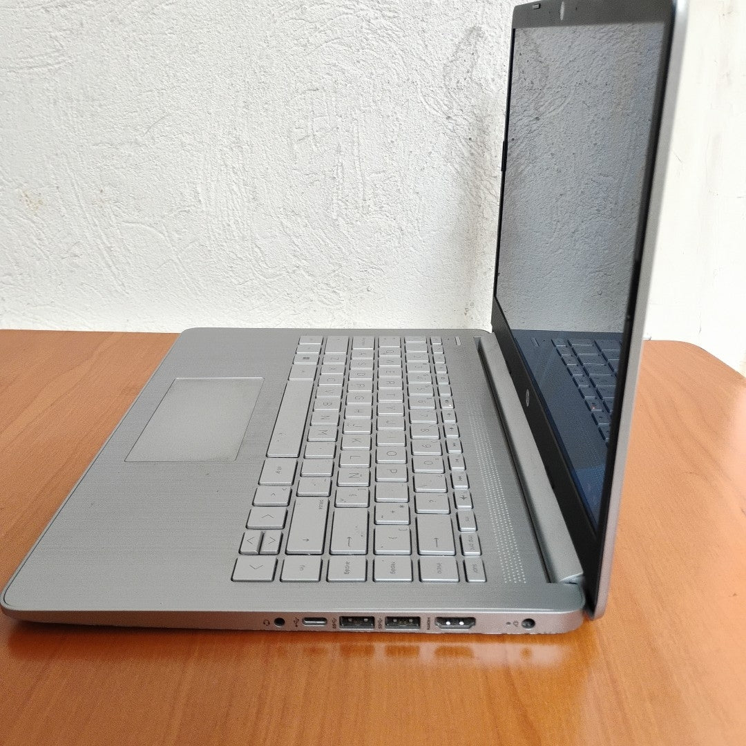 LAPTOP HP 14-DQ2531LA (2023) 512 GB SSD 16 GB RAM (SEMINUEVO)