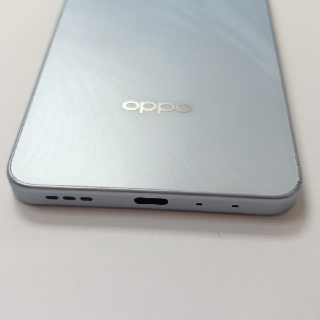 CELULAR OPPO  A5 PRO CPH2711 (2025) 256 GB 8 GB RAM (SEMINUEVO)
