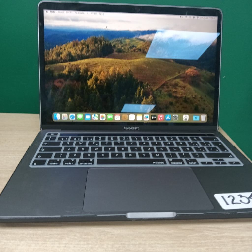 LAPTOP APPLE MACBOOK PRO 13" 2022 3.49 A2338 256 GB SSD 8 GB RAM (SEMINUEVO)