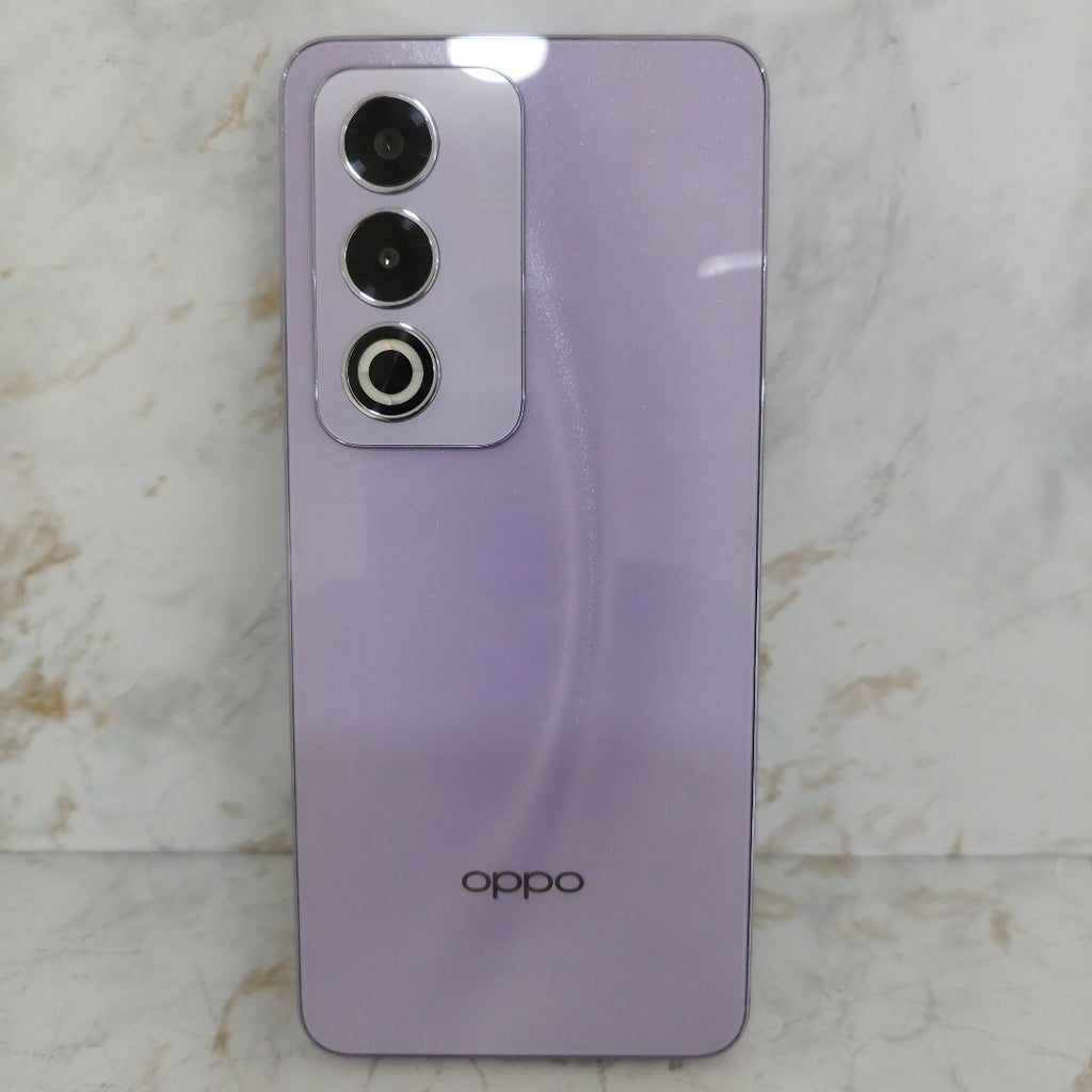 CELULAR OPPO  A80 5G CPH2639 (2024) 256 GB 8 GB RAM (SEMINUEVO)