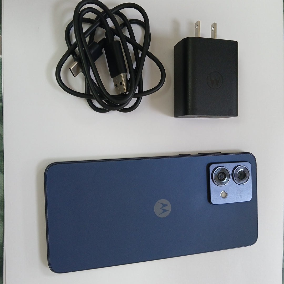 CELULAR MOTOROLA MOTO G84 XT2347-1 (2023) 256 GB 8 GB RAM (SEMINUEVO)