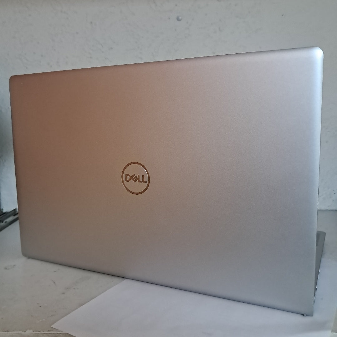 LAPTOP DELL INSPIRON 15 3515 (2022) 256 GB SSD 8 GB RAM (SEMINUEVO)
