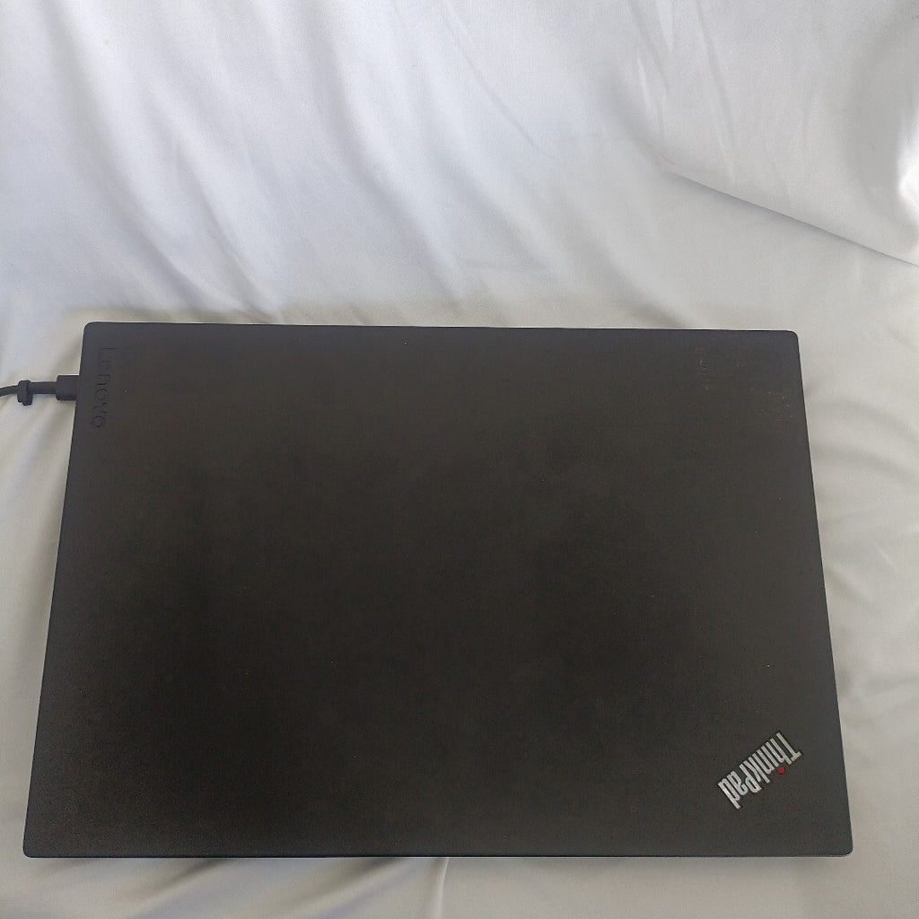 LAPTOP LENOVO THINKPAD 14S GEN 4 (2024) 256 GB SSD 16 GB RAM (SEMINUEVO)